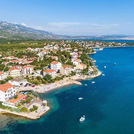 Lovely In Σπίτι διακοπών Seline