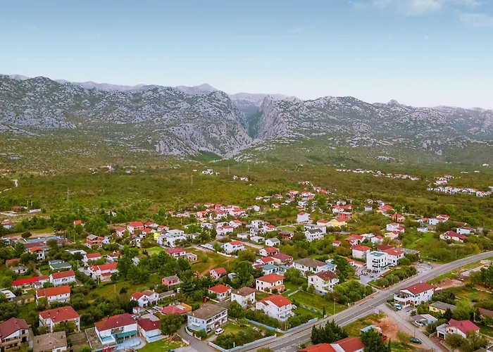 Stunning In With Wifi * 셀리네